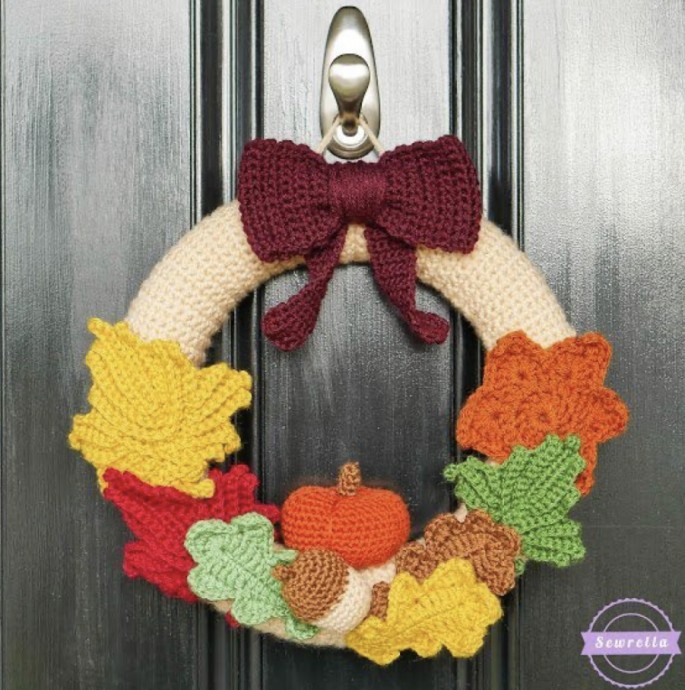 Beautiful Mornings of Autumn Crochet Wreath