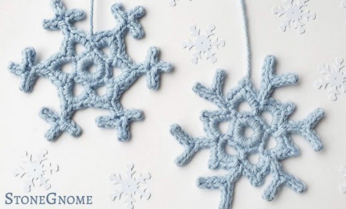 Super Easy Crochet Snowflakes