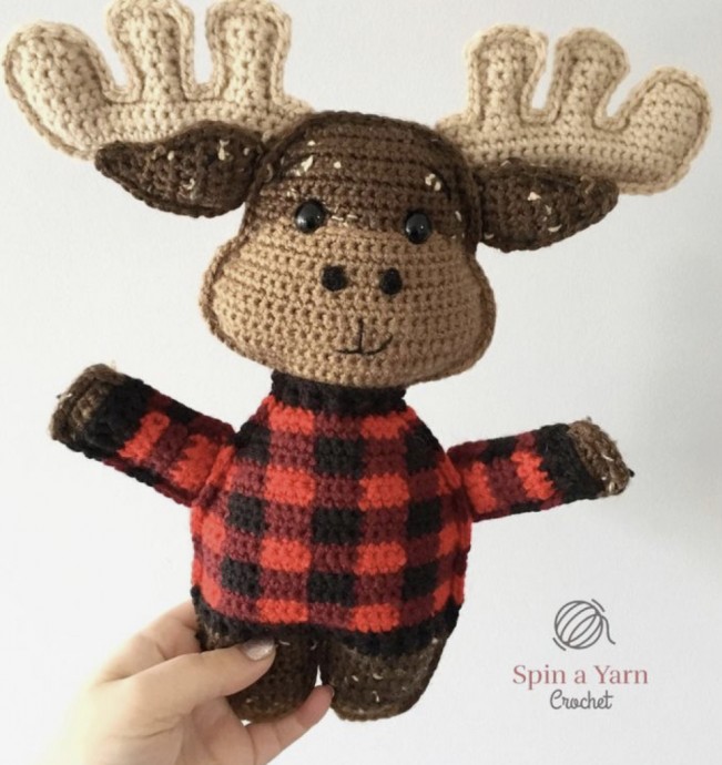 Simple Moose Amigurumi