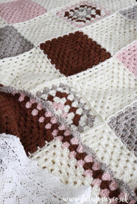 Crochet a Farmhouse Chunky Blanket