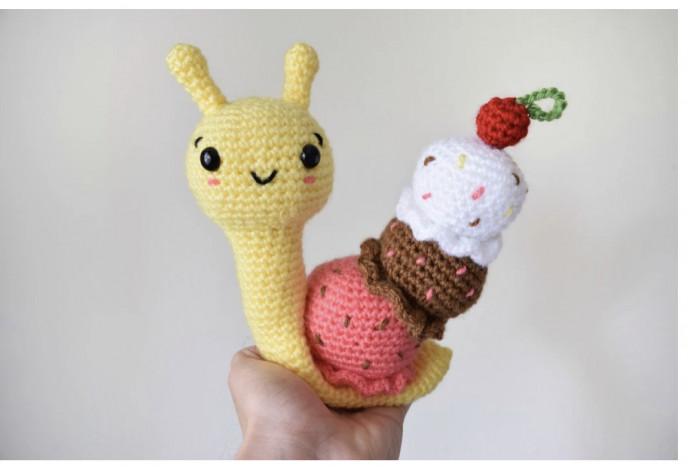 DIY Amigurumi Ice Cream Snail