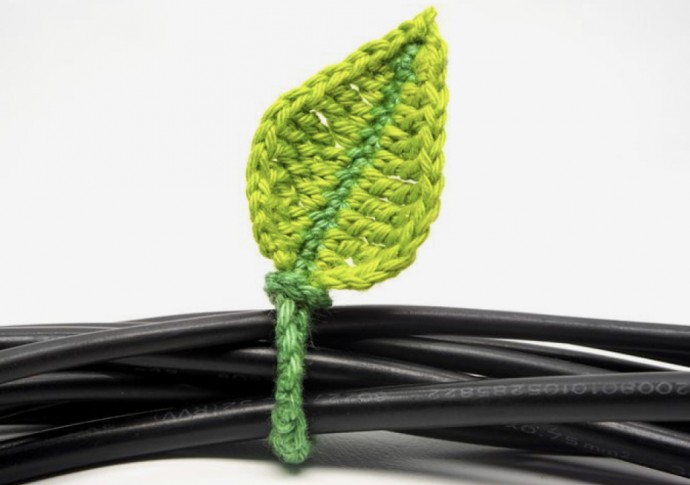 Cute Leaf Cable Tie