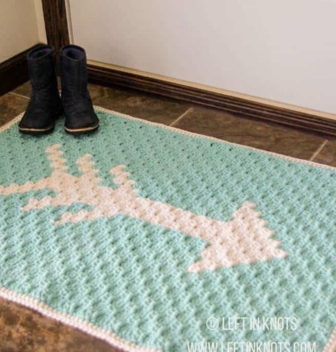 DIY Arrow Print Crochet Rug