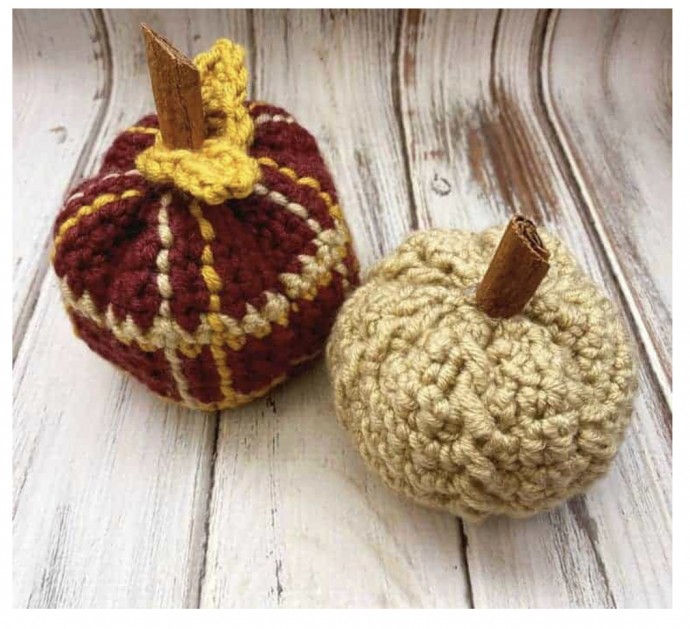 DIY Tartan Plaid Crochet Pumpkin