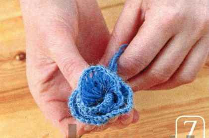 ​Crochet Flowers with the Help of Ruler