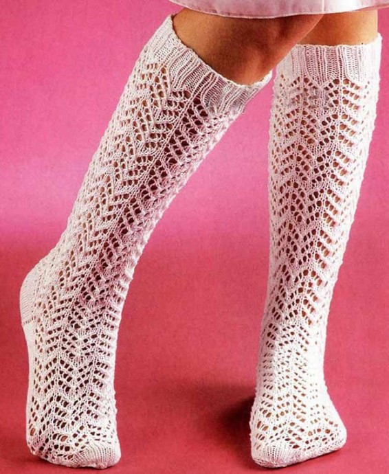 Knit Relief Stockings – FREE CROCHET PATTERN — Craftorator