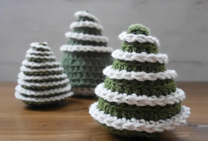 Small and Big X-mas Trees – FREE CROCHET PATTERN — Craftorator