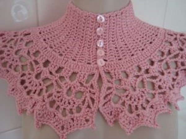 Elegant Crochet Neck-Warmer