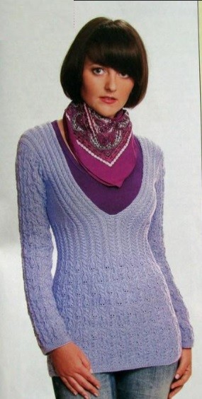 ​Violet Pullover with V-Shape Neck-Hole