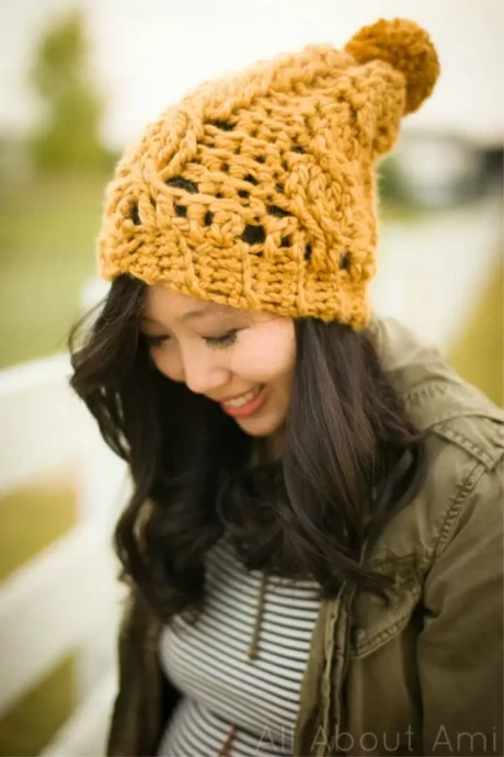 Crochet Chunky Cabled Slouchy Beanie