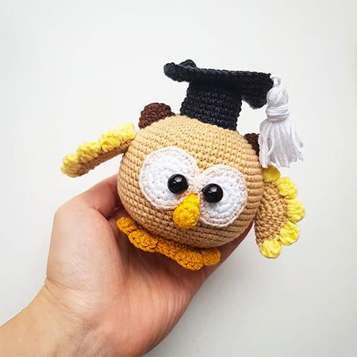 Crochet College Owl Amigurumi