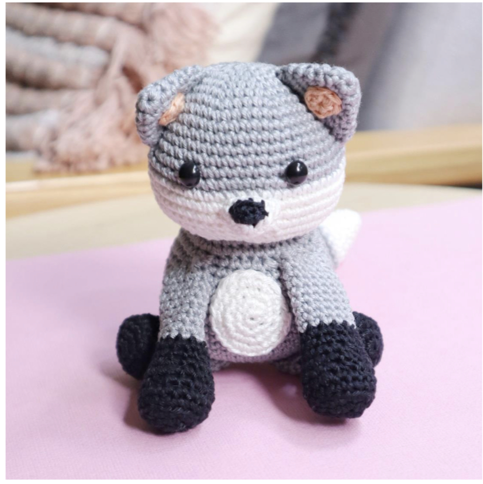 Alice the Arctic Fox FREE CROCHET PATTERN — Craftorator