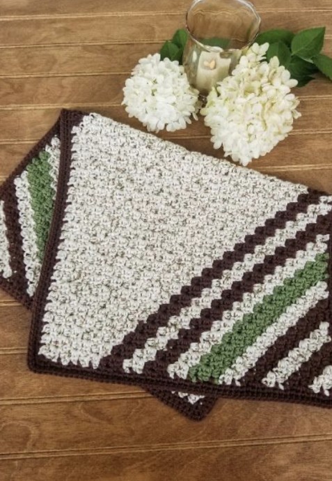 Free Crochet Pattern: Striped Hand Towel