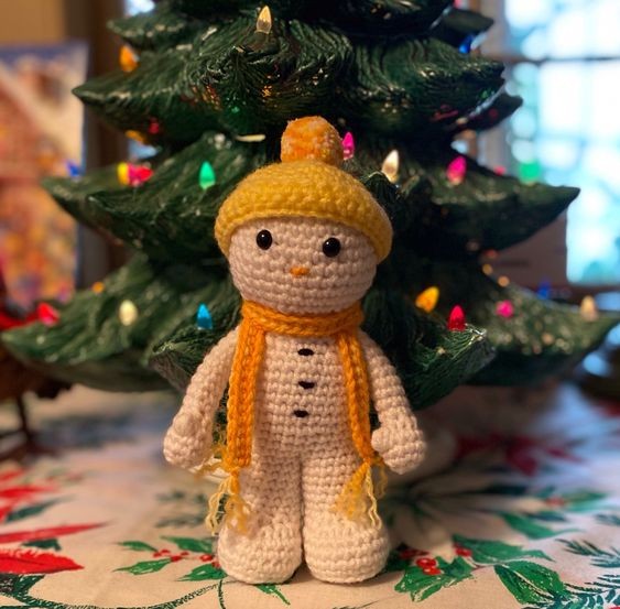 Crochet Simple Snowman