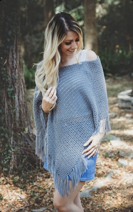 Free Crochet Pattern: Beginner Lace Poncho