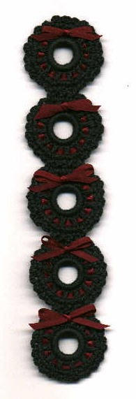 Crochet Christmas Wreath Bookmark