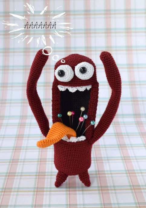 Crochet Freak Pin Cushion Amigurumi: A Cute Crafting Accessory