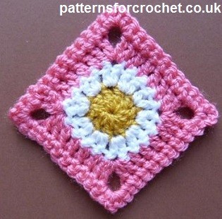 Crochet  A Simple Granny Square