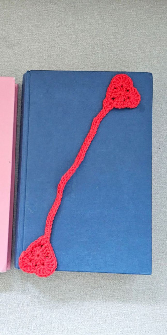 Crochet Heart Bookmark