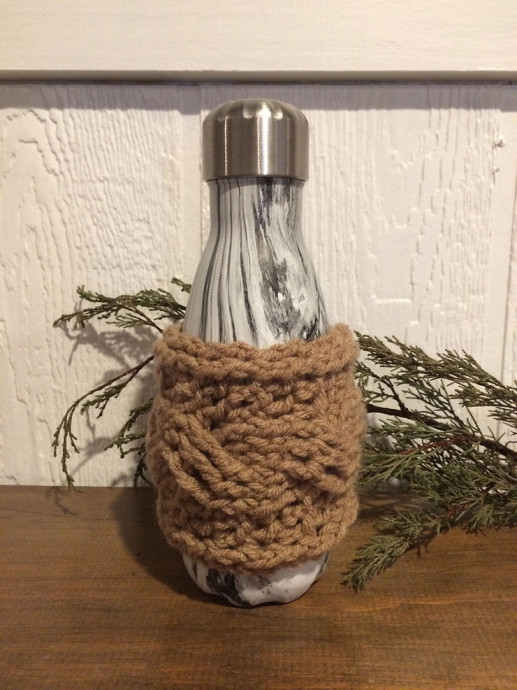 Crochet Cabled Cup Warmer