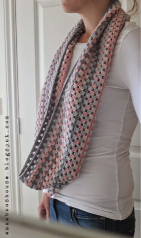 Crochet Granny Stripe Cowl