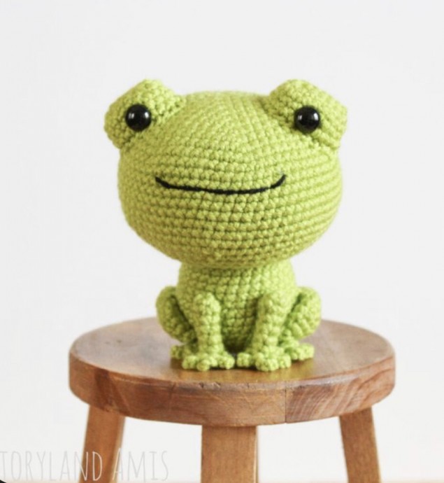 Free Crochet Pattern: Ribbert The Frog