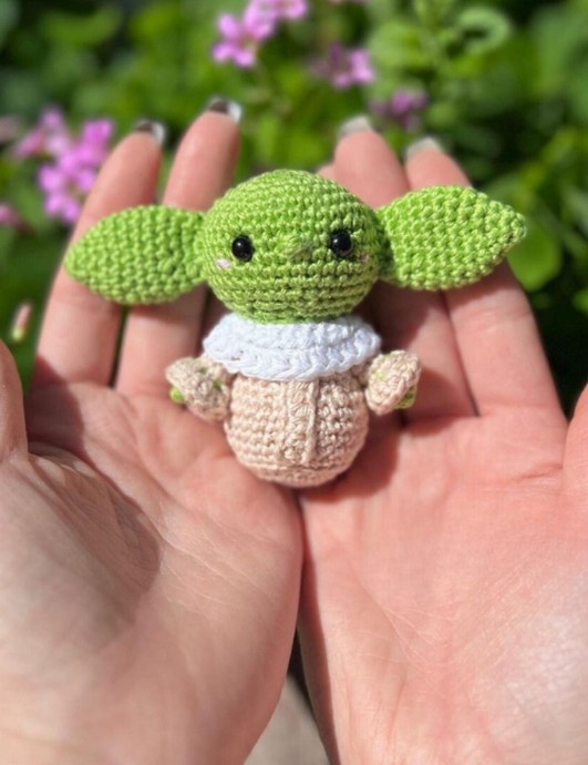 Crochet Baby Yoda