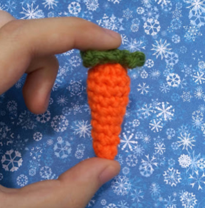 Crochet Beautiful Carrot