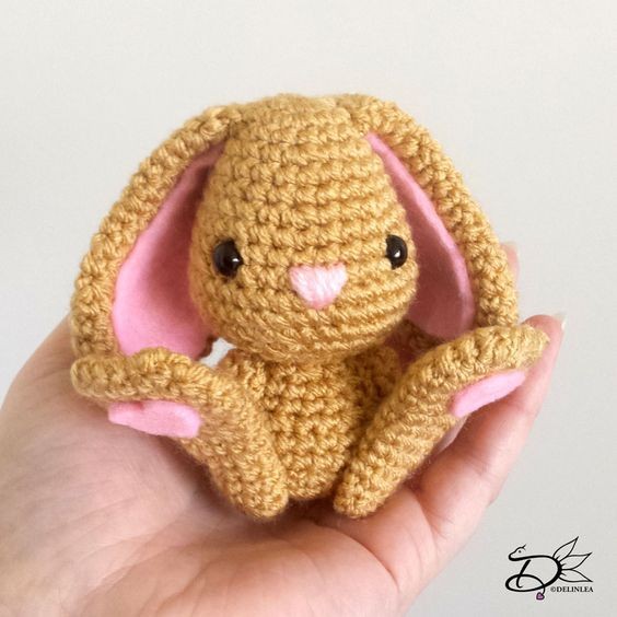 Crochet Easter Bunny