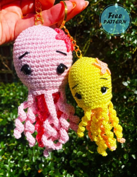 Crochet Amigurumi Keychain Jellyfish