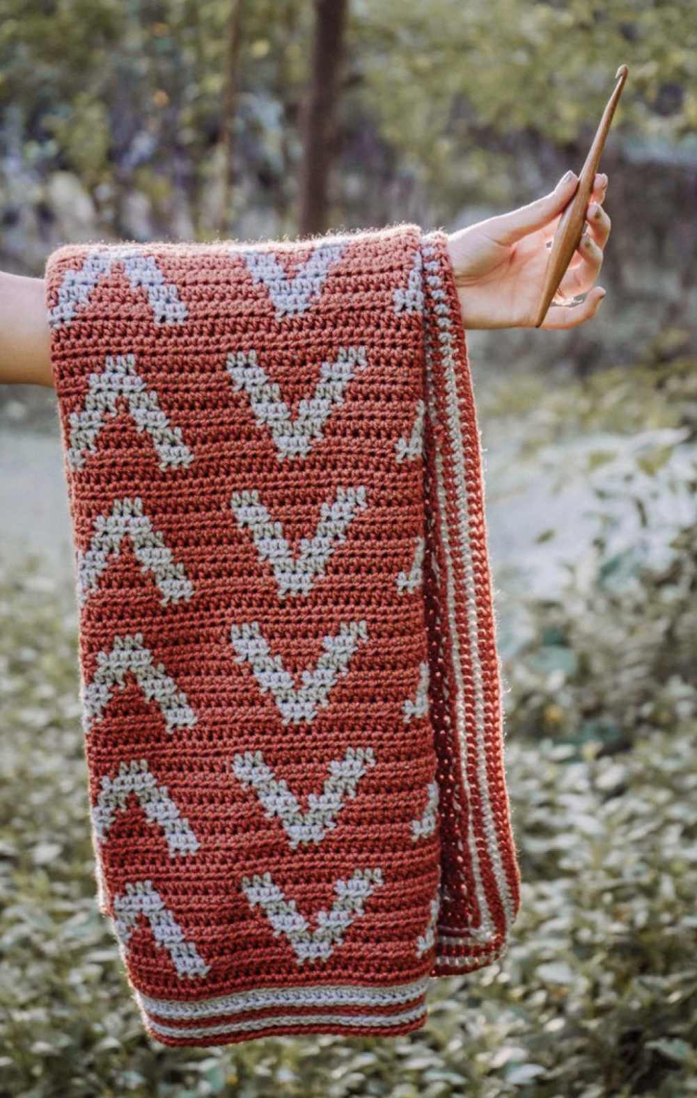 Tapestry Arrow Crochet Blanket Free Pattern FREE CROCHET PATTERN