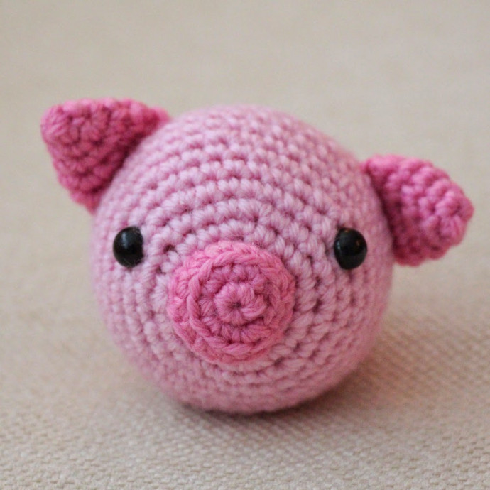 Crochet Adorable Pig