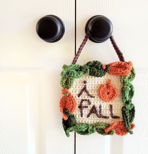 Crochet I love Fall Sign