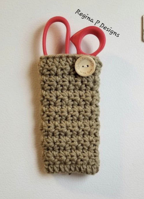 Crochet Burst Scissor Holder (Free Pattern)