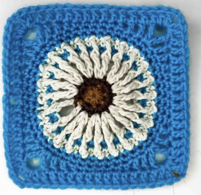 Free Crochet Pattern: How To Make A Dandelion Granny Square