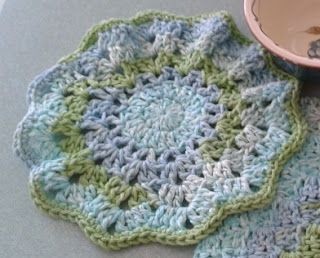 Crochet Flowers Go Round Dishcloth