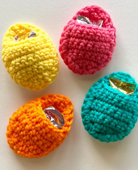 Crochet Easter Eggs (Free Pattern)