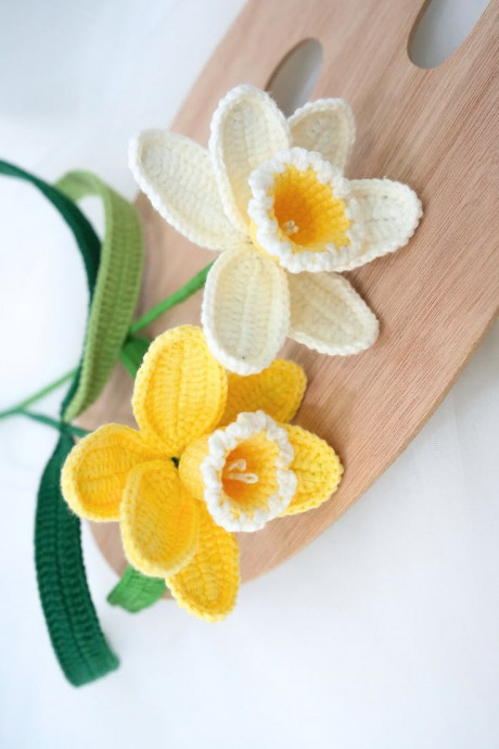 Crochet Daffodil Flower