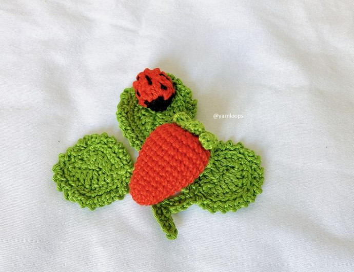 Crochet A Strawberry