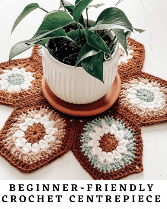 How to Crochet a Stunning Hexagon Centrepiece (Free Pattern)