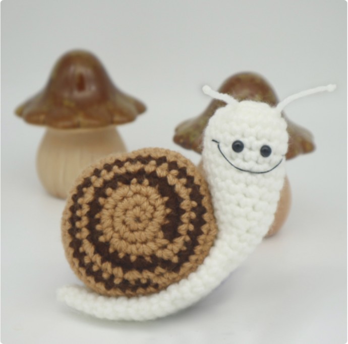 Beautiful Snail Amigurumi