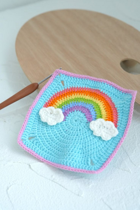 Crochet Rainbow Granny Square