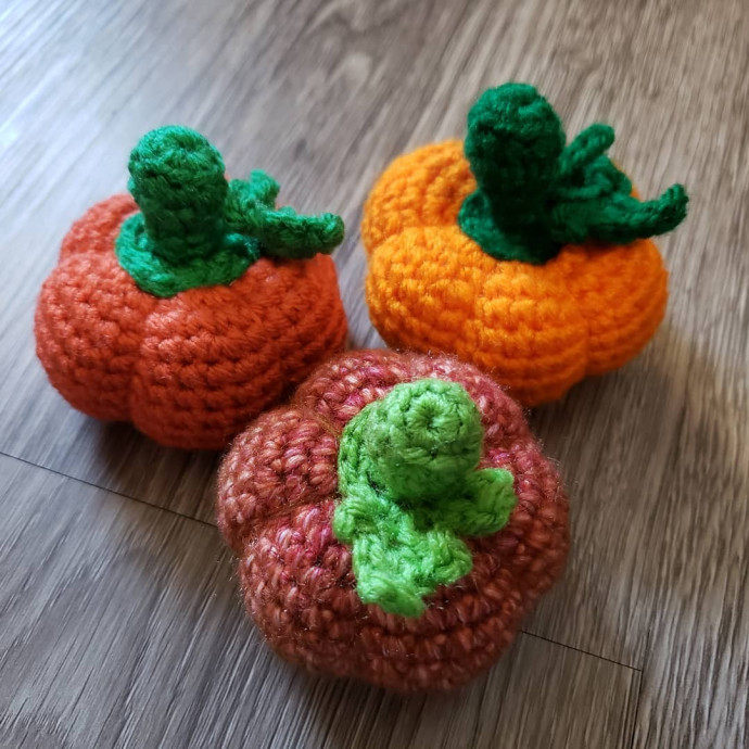 Crochet Mini Pumpkin