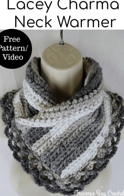 Free Crochet Pattern: Lacey Charma Neck Warmer