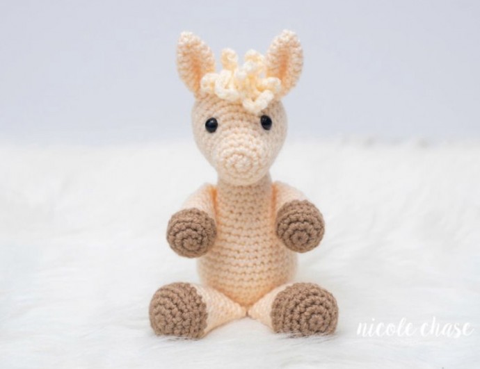 Lyla the Llama Amigurumi – Free Crochet Pattern