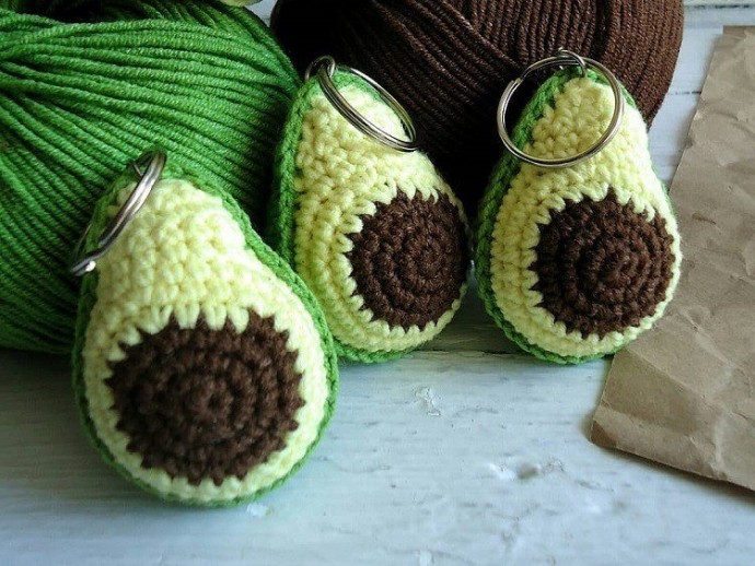 Crochet Avocado Keychain Free Pattern