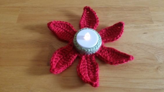 Crochet Winter Poinsettia Tea Light Holder