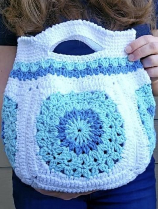 Free Crochet Pattern: Tote by the Ocean