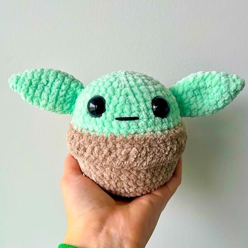 Crochet Amigurumi Baby Yoda