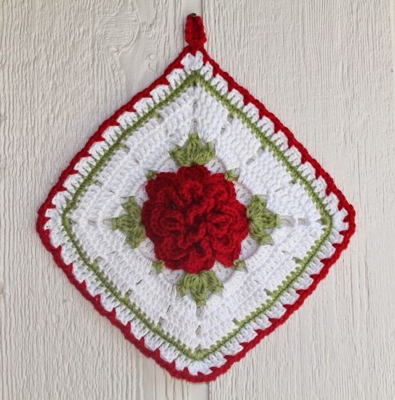 Crochet Copy Cat Vintage Rose Potholder